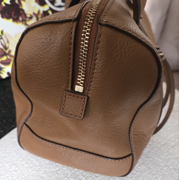 💫 Tory Burch: Brody Satchel - Picture 8 of 14